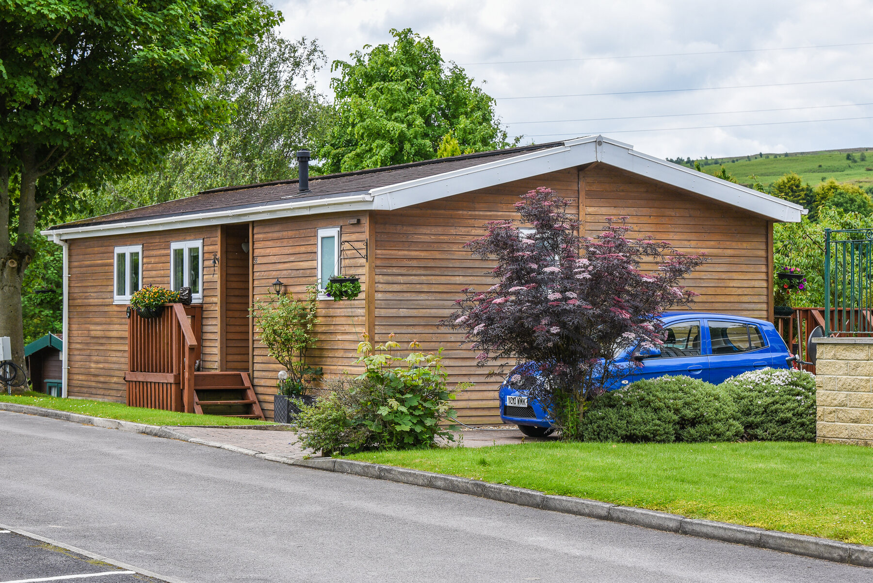 Modern lodge at Moor Valley