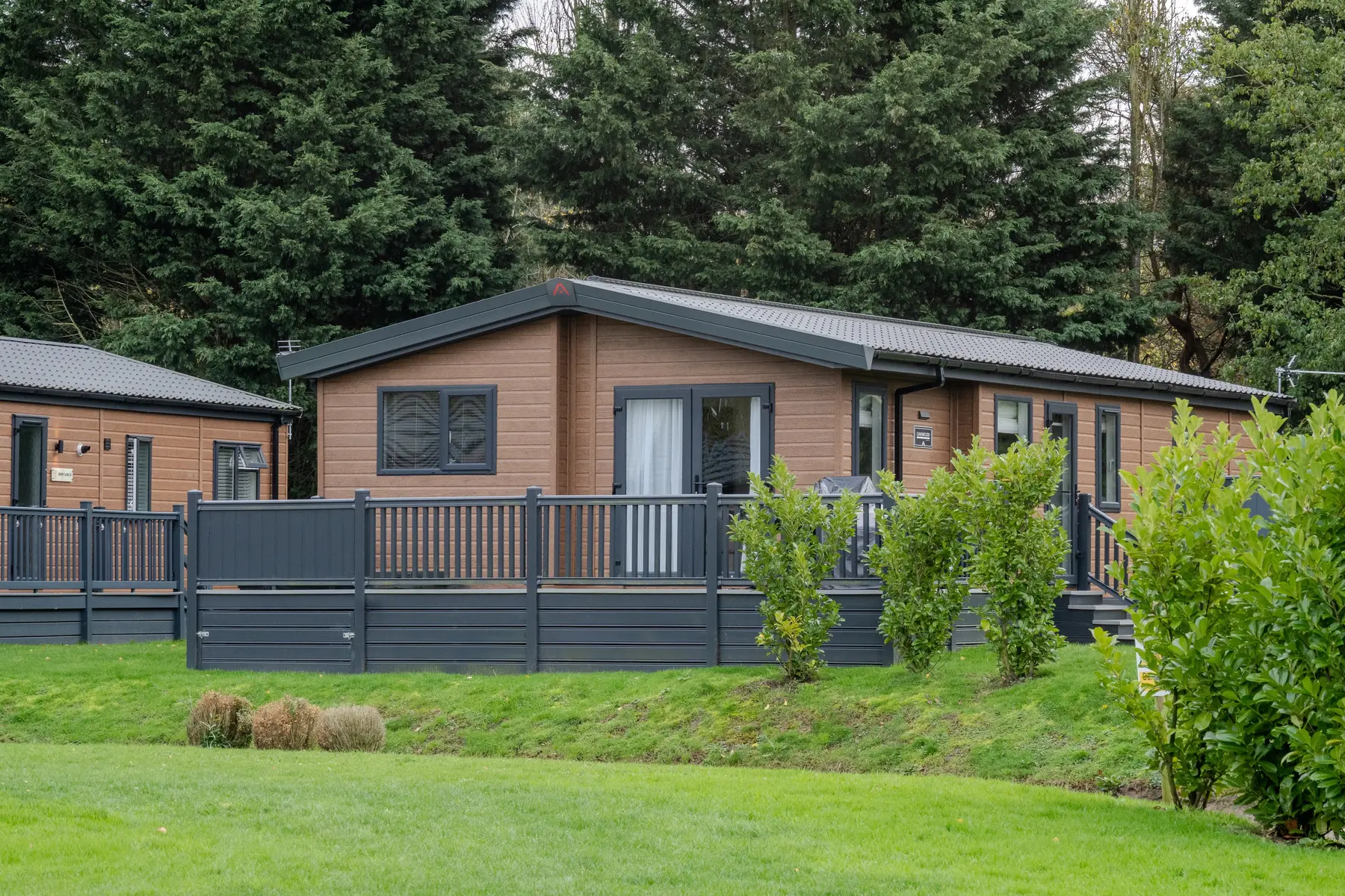 Atlas Oakwood lodge photo 2