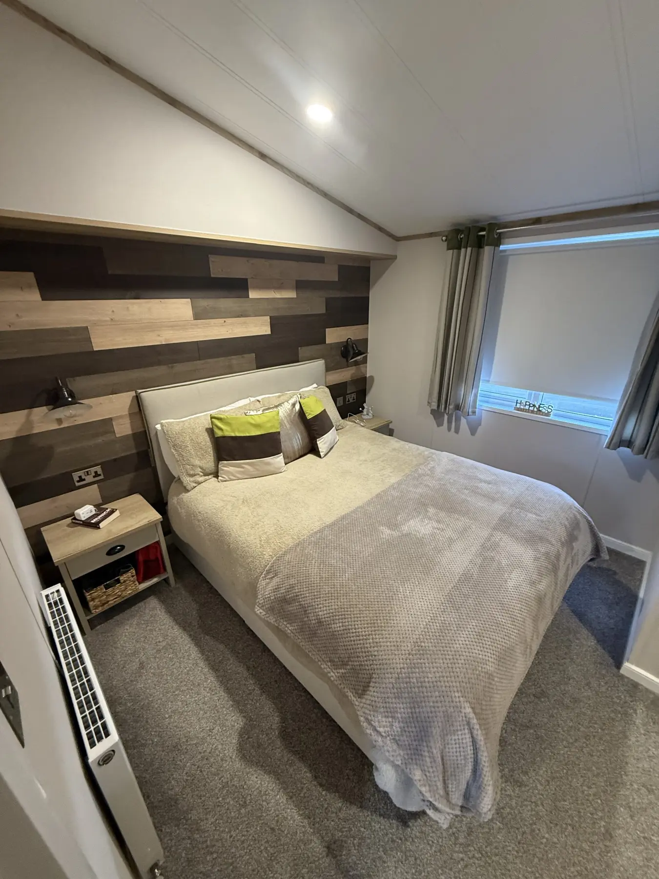 Atlas Debonair – Twin Unit (Plot K02) lodge photo 4