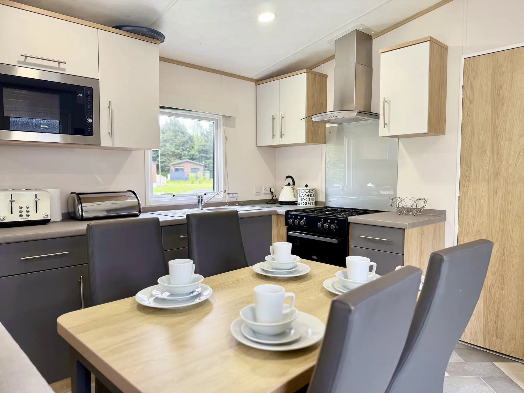 Carnaby Silverdale lodge photo 3