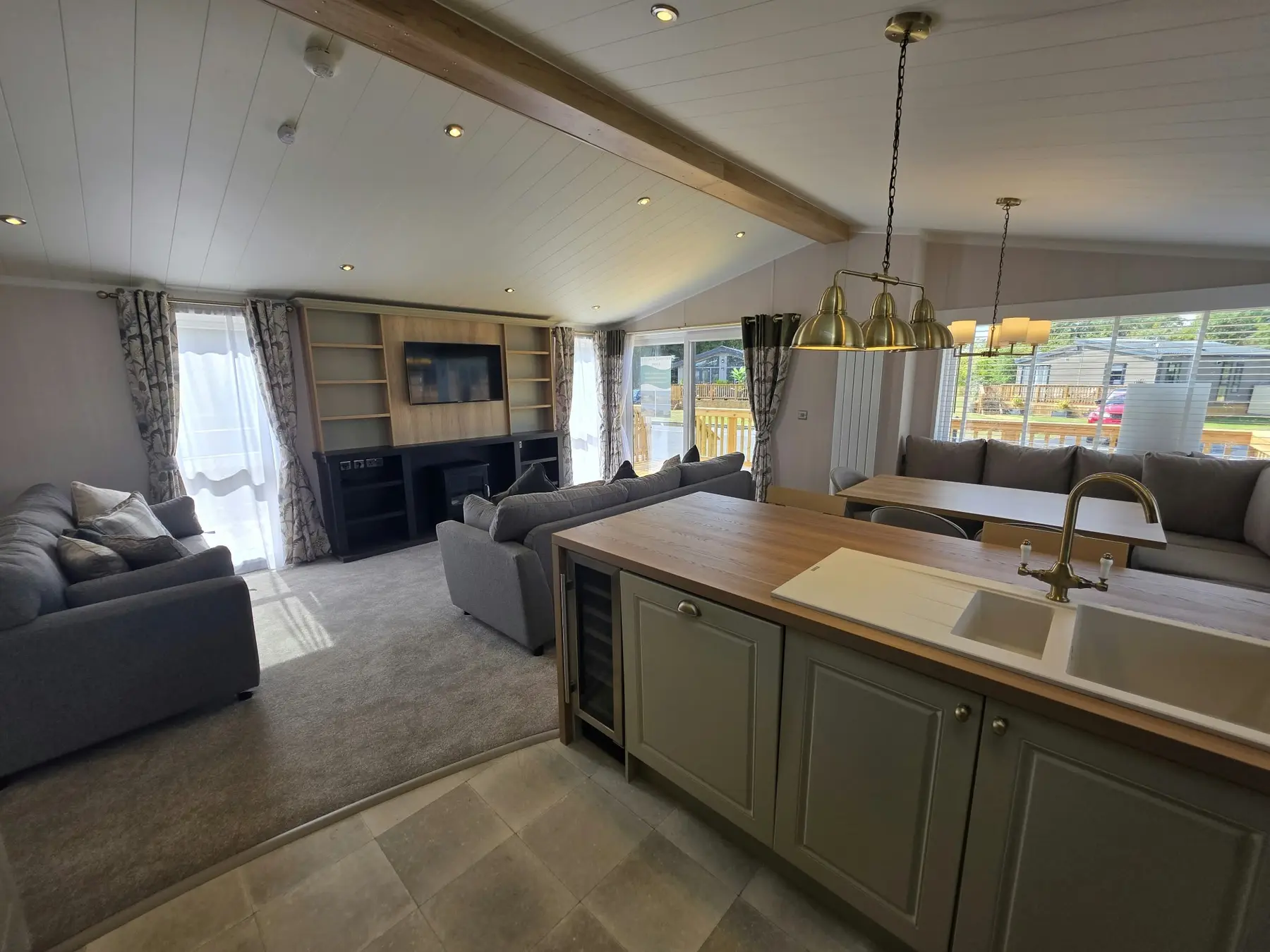Swift Toronto twin unit 40 × 20 lodge photo 3