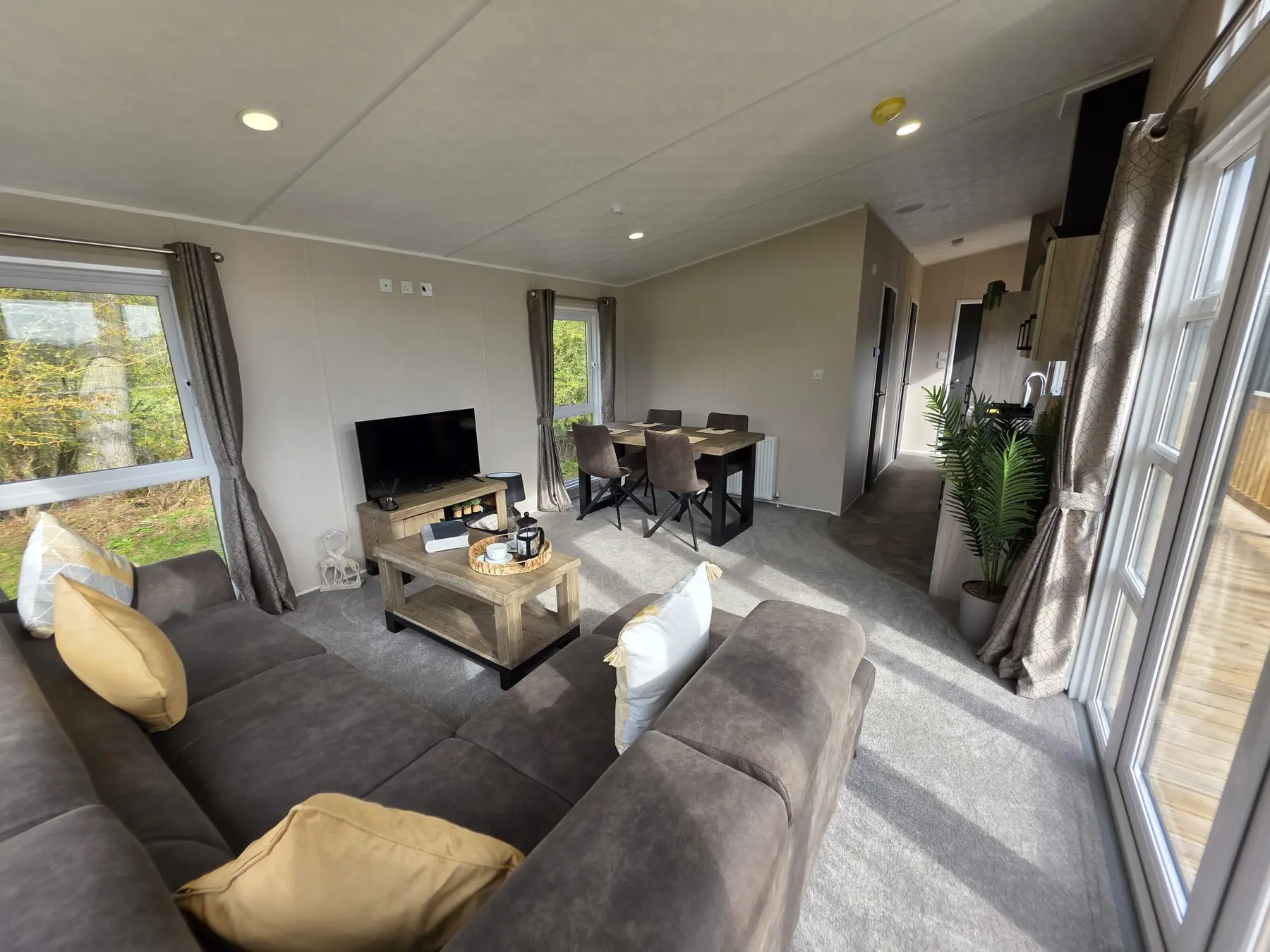 Delta Athena (4) lodge photo 2