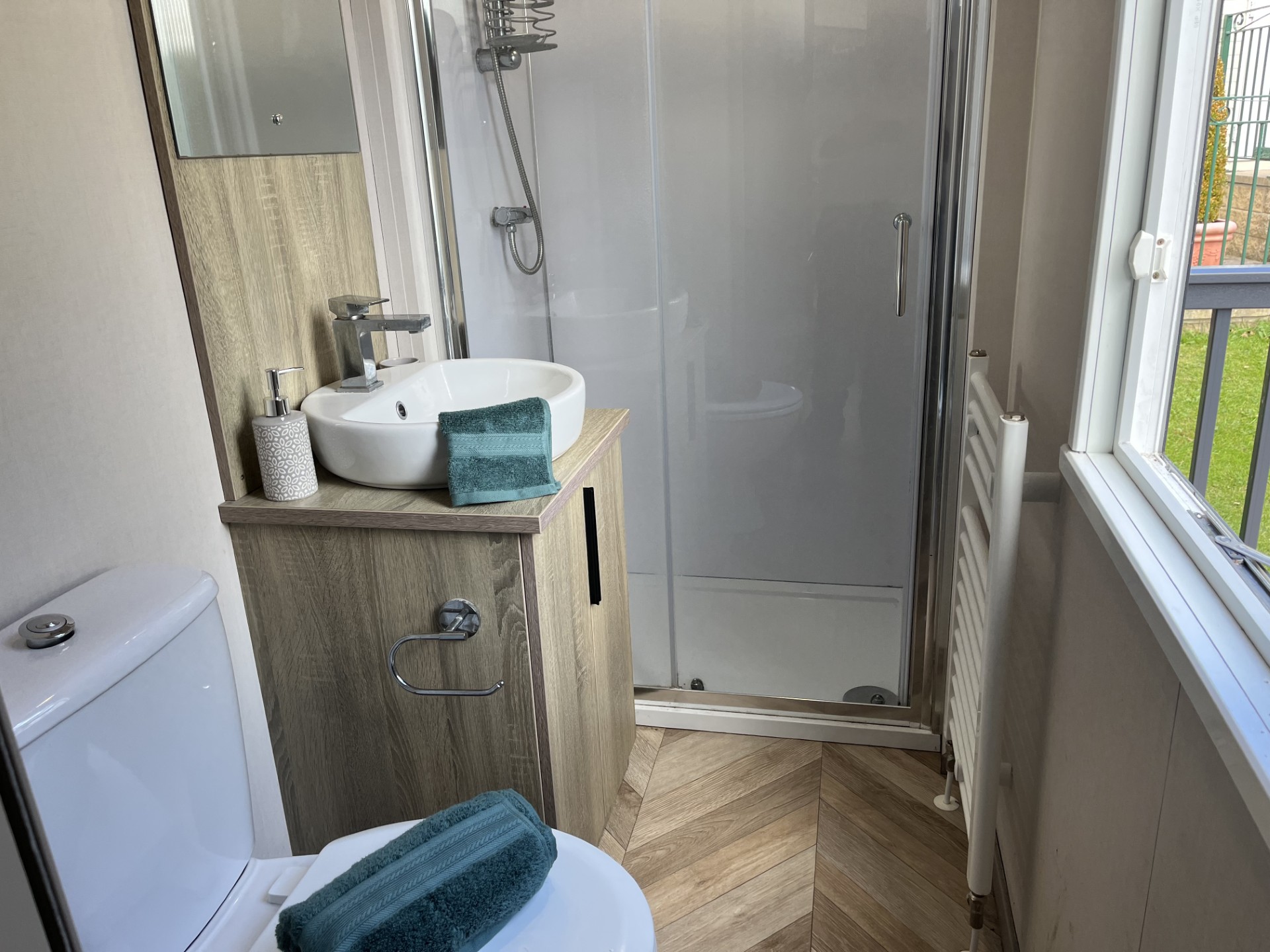 Brickyard lakes - lodges-for-sale