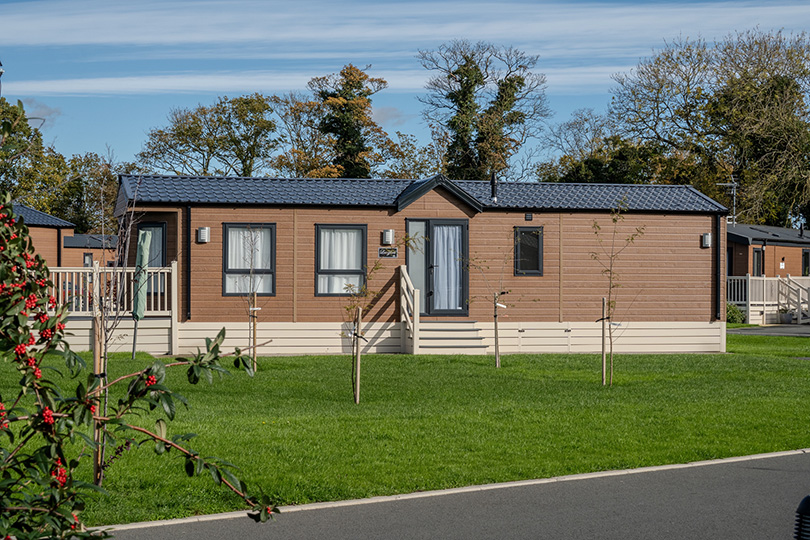 Brickyard lakes - lodges-for-sale