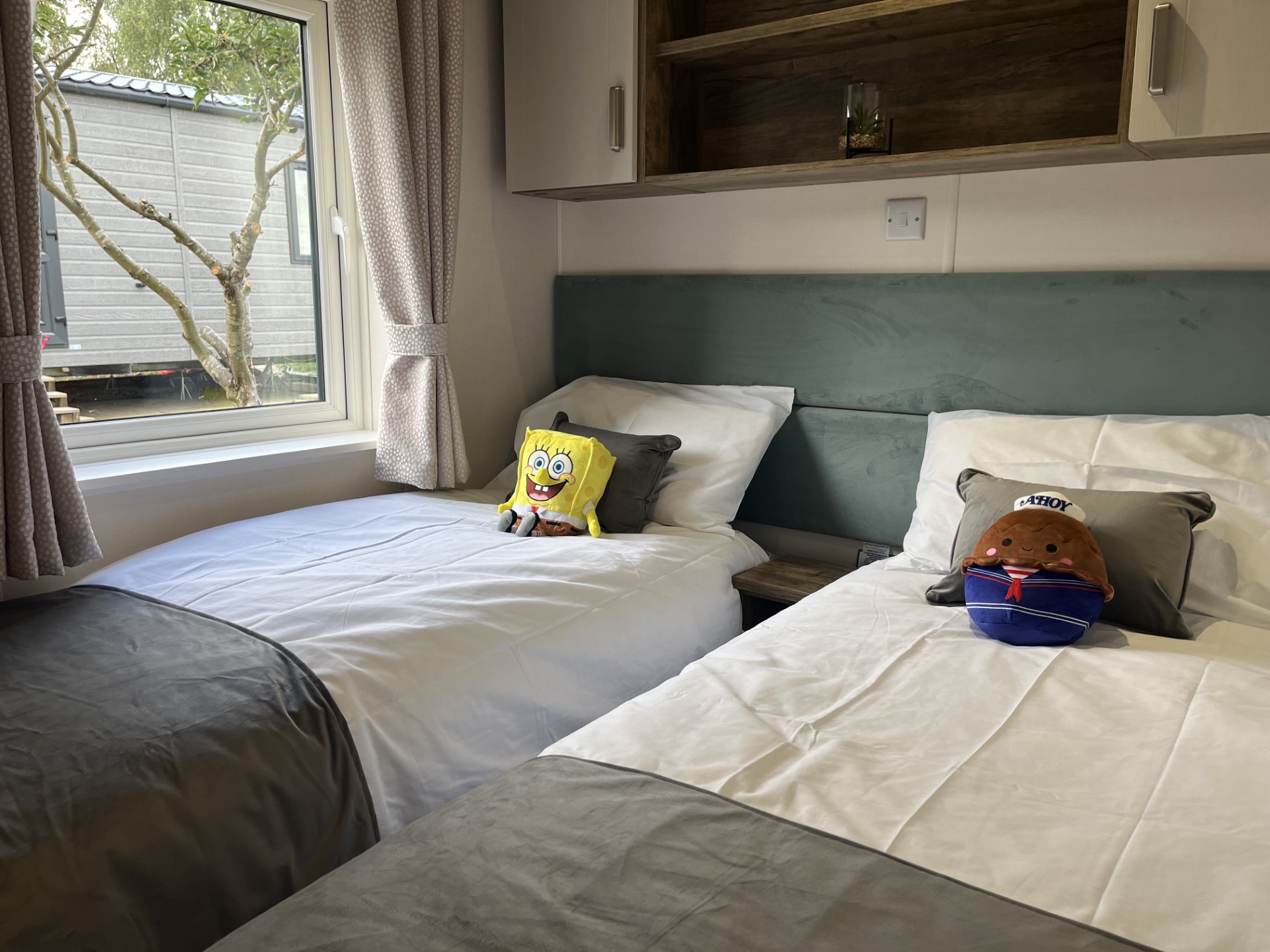 Brickyard lakes - lodges-for-sale
