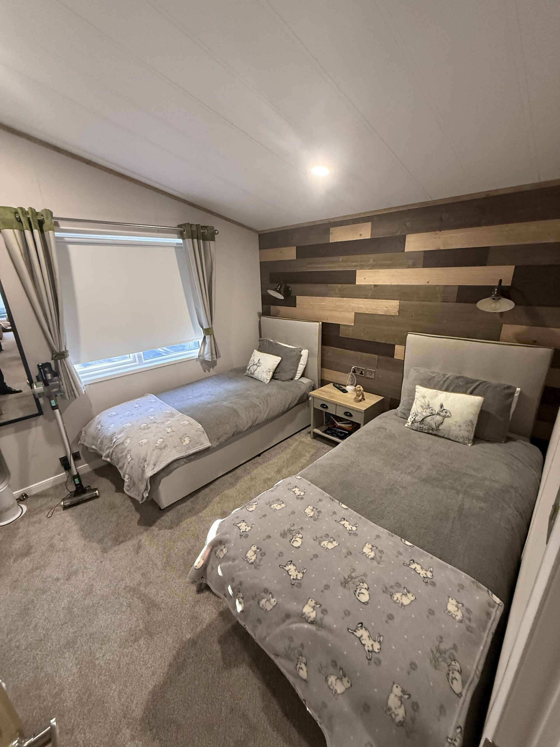 Brickyard lakes - lodges-for-sale