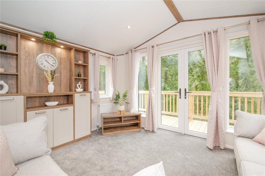 Brickyard lakes - lodges-for-sale