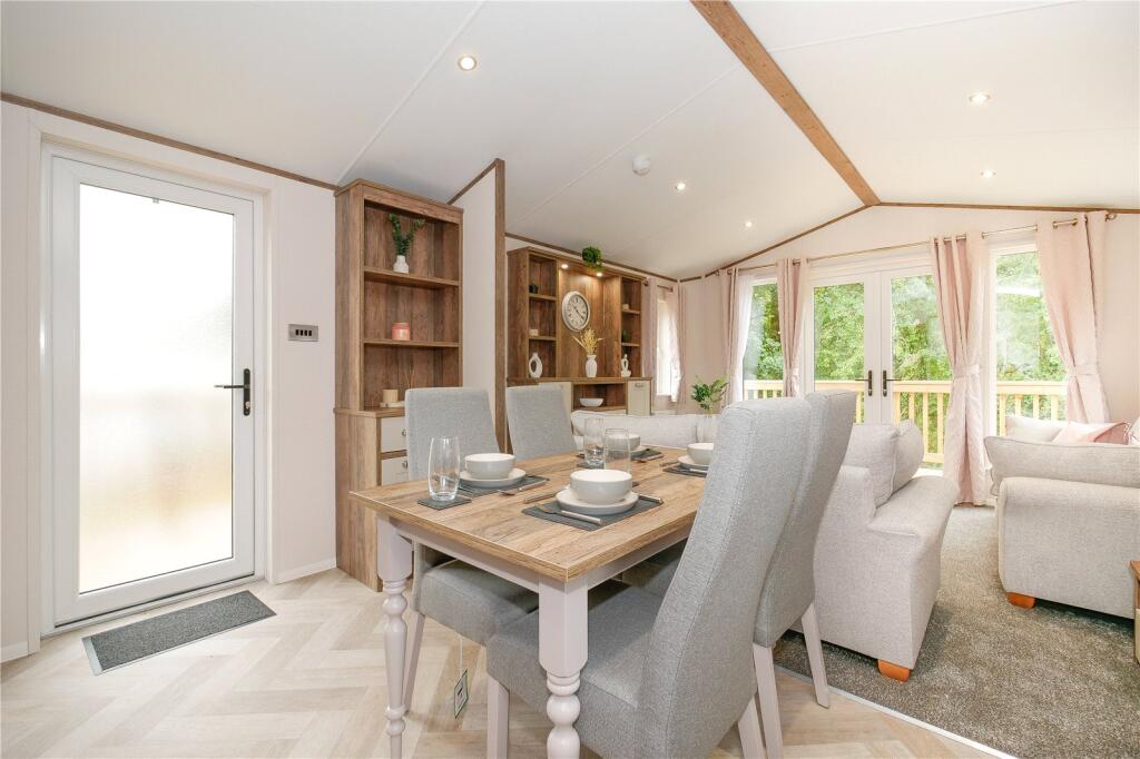 Brickyard lakes - lodges-for-sale