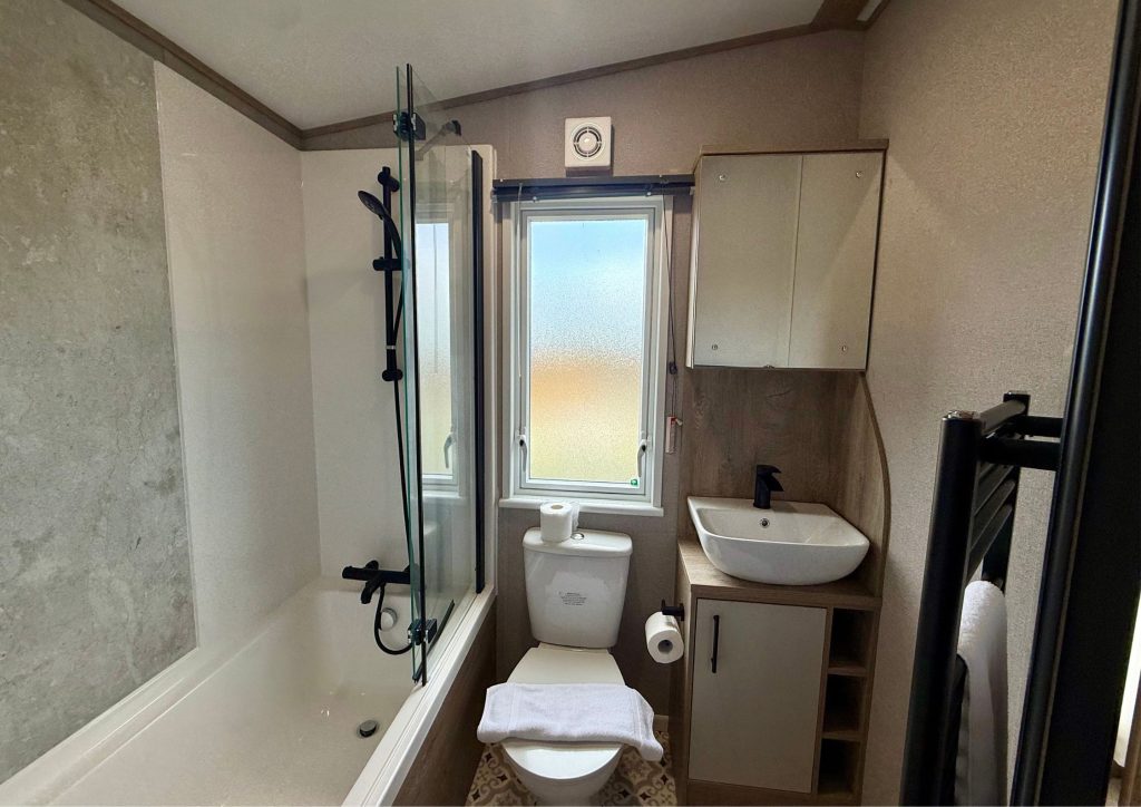 ABI Beverley (Plot H14) lodge photo 9